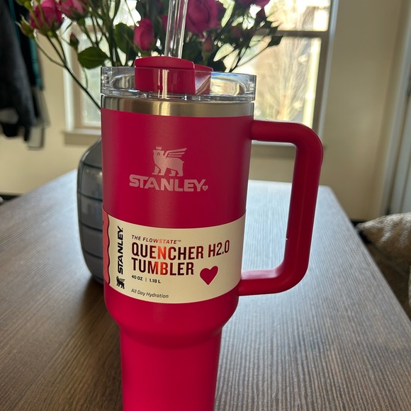 COPY - Stanley 40oz - Picture 2 of 4